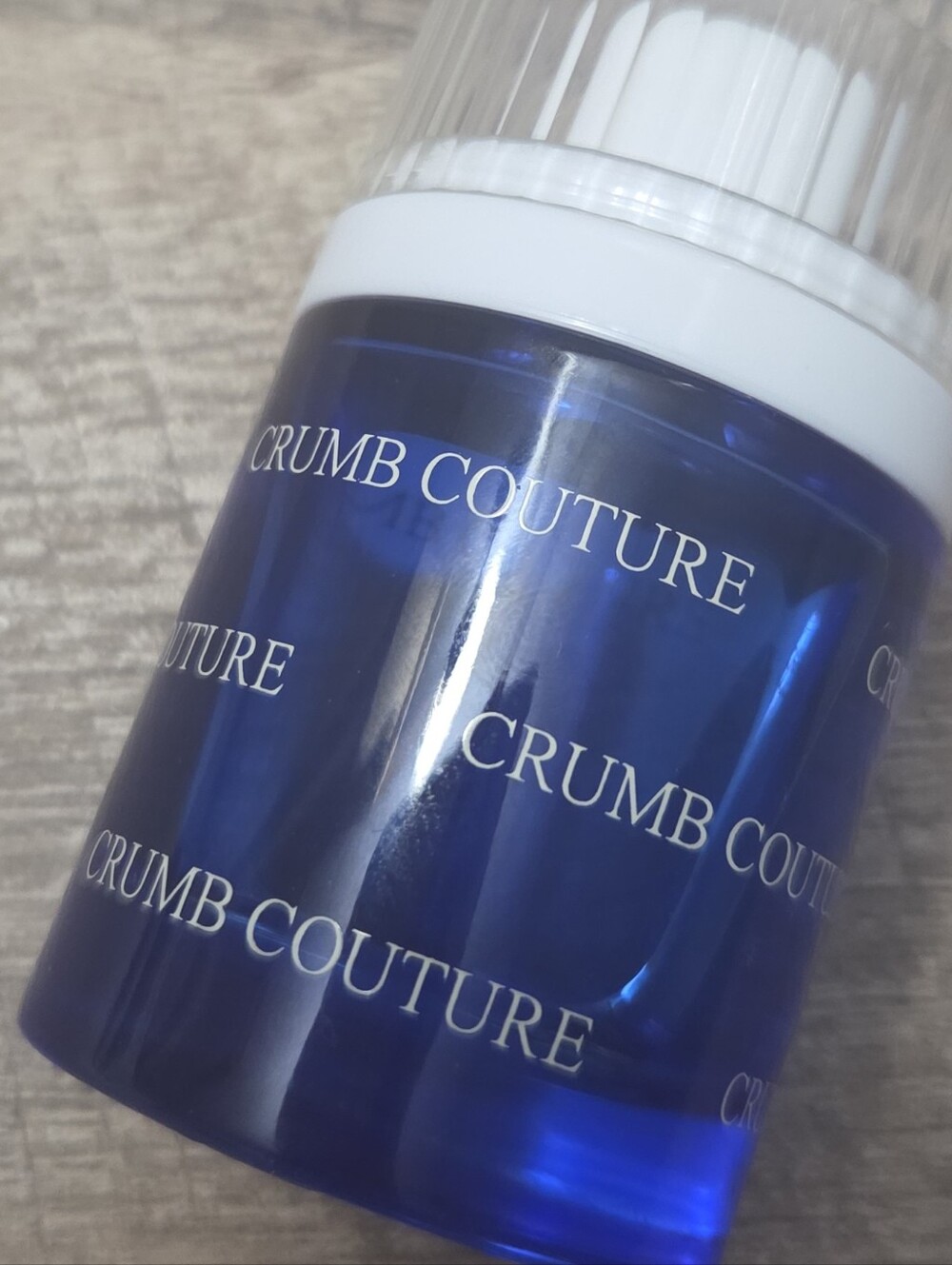 SNIF Crumb Couture🥐